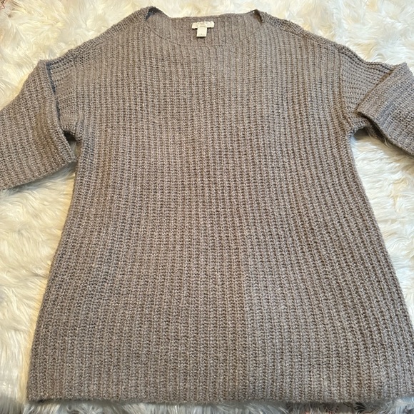 LOFT Sweaters - LOFT Soft knit sweater